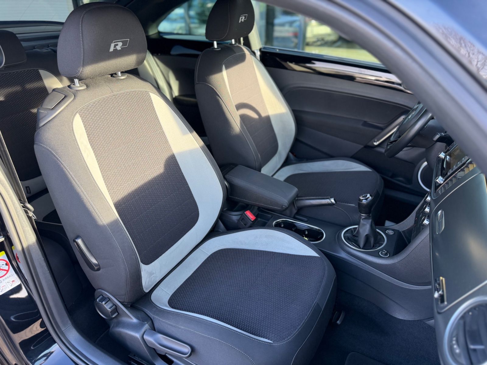 Beetle Lim. Sport R-Line Navi 2.0 TSI