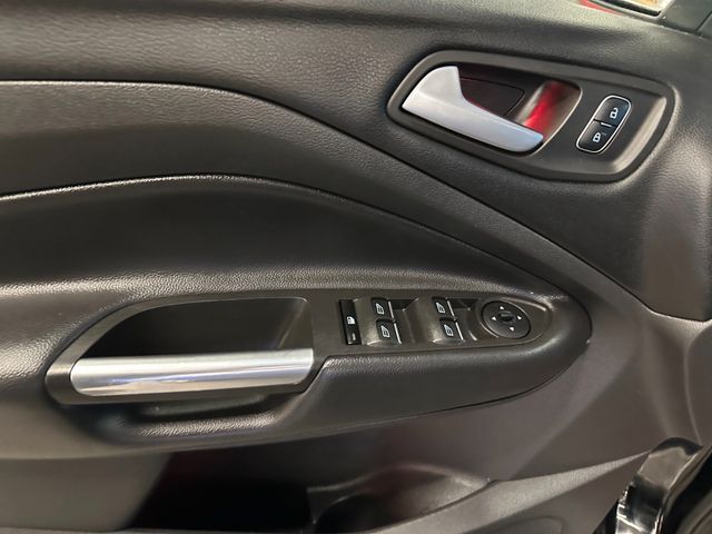 Ford Kuga Titanium *1. Hand*Klima*SHZ*Bluetooth*PDC*