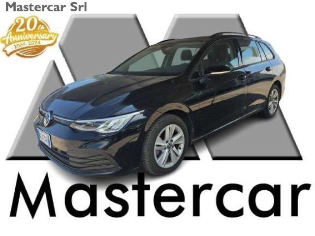 Volkswagen Golf - 1