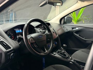 Ford Focus - 7