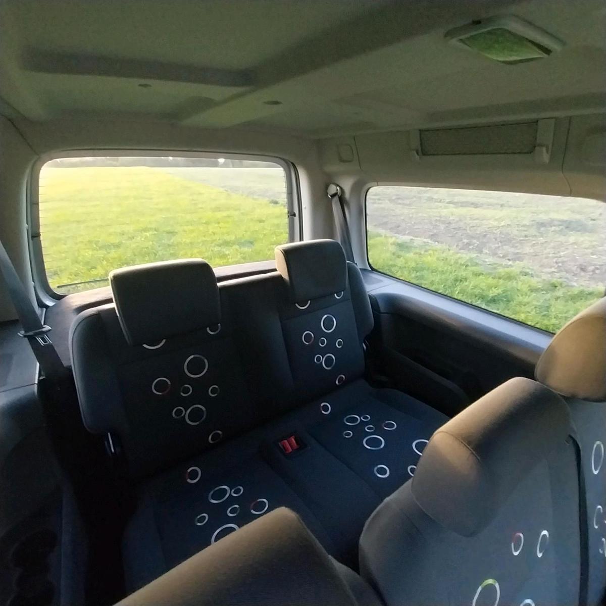 Volkswagen Caddy 2011 — photo 10