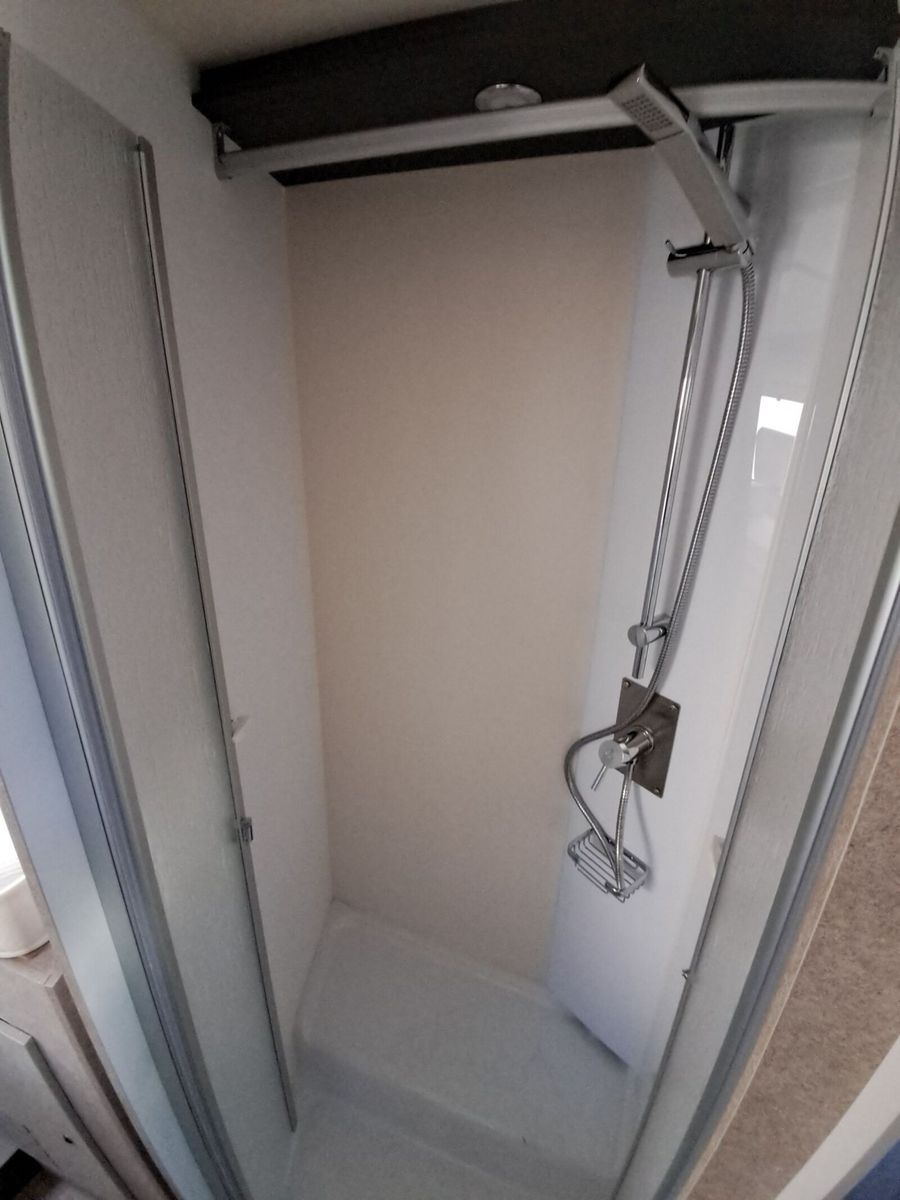 Fahrzeugabbildung Forster T FT745EB TV/Sat/Navi/Markise/Solar/Fahrradträ.