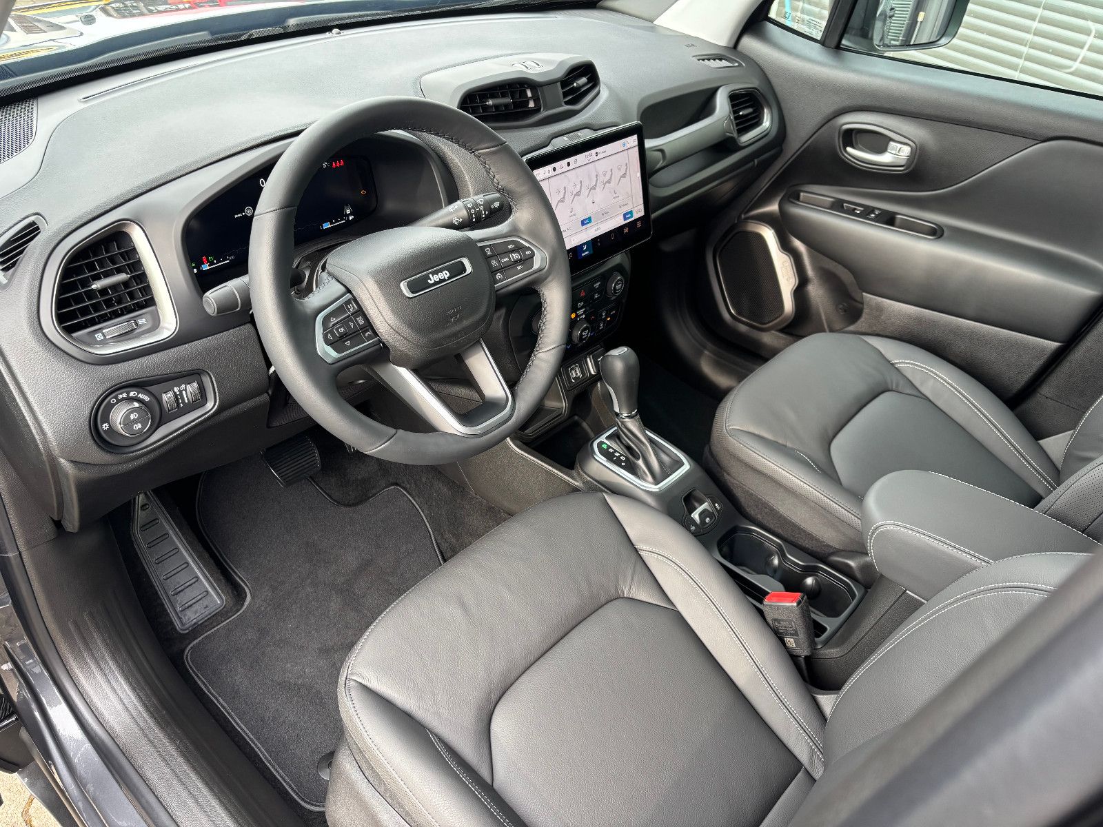 Jeep Renegade - Bild 9