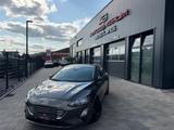 Ford Focus Lim. Titanium X*NAVI*KAMERA*SHZG*8-FACH - Ford Focus: Titanium X