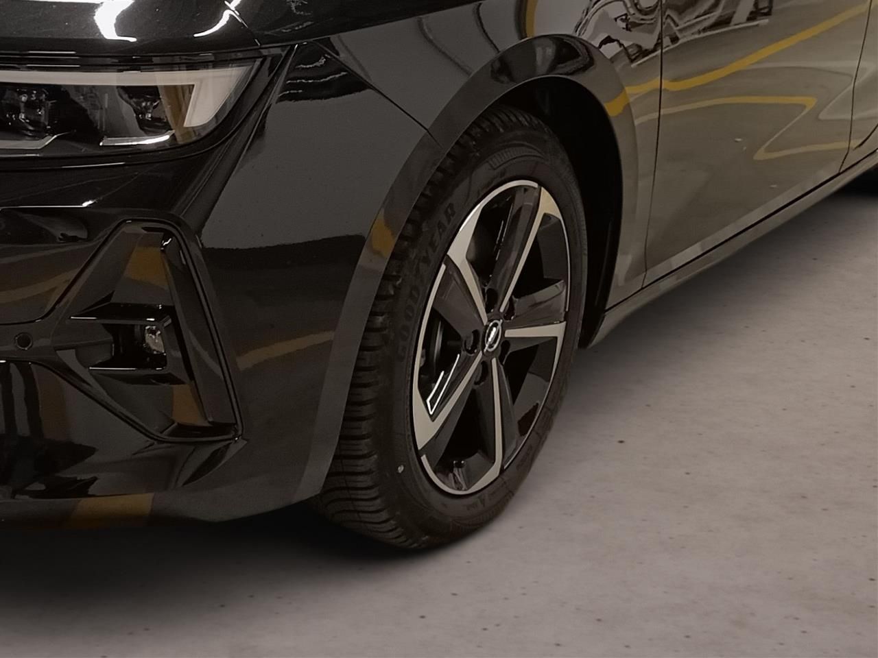 Fahrzeugabbildung Opel Astra L ST 1.2 GS 96KW Automatik