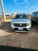 Dacia Sandero Stepway 1.5 Blue dCi 95 CV Comfort - Dacia Sandero Comfort mit Diesel-Antrieb
