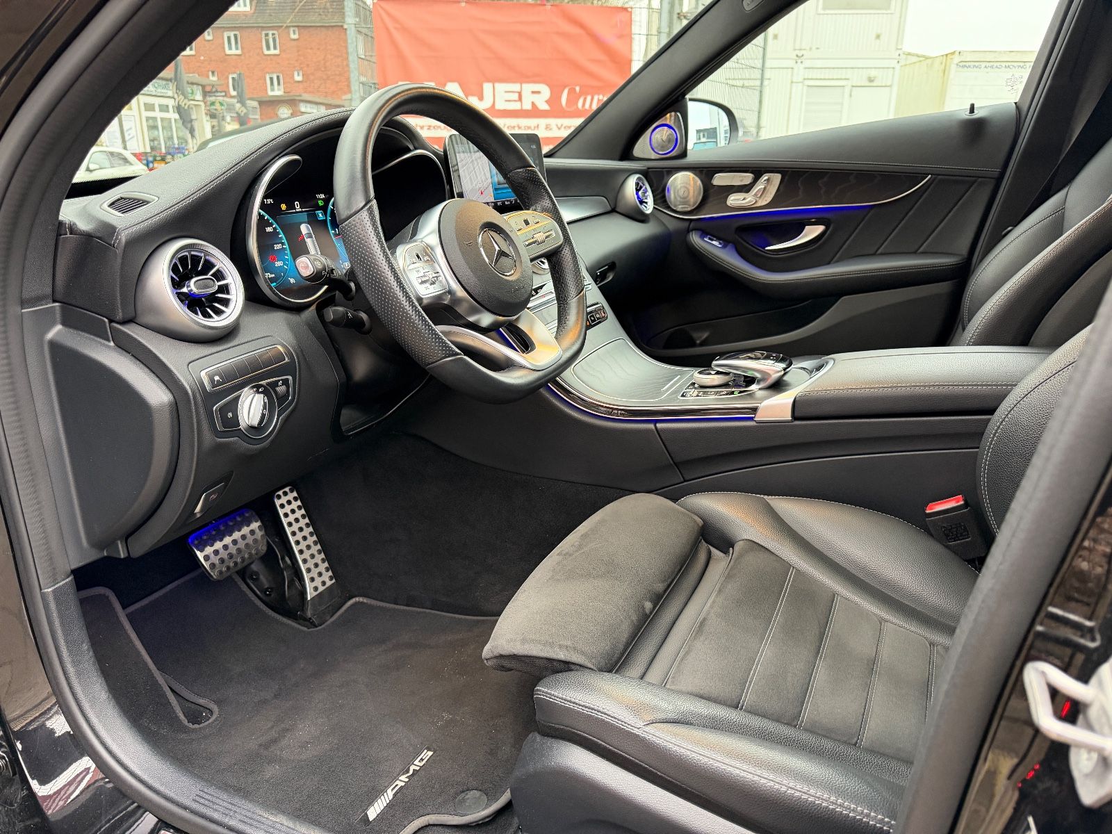 Fahrzeugabbildung Mercedes-Benz C 220 AMG*PANO*BURMESTER*360°KAM*MEMO*ACC*LED*