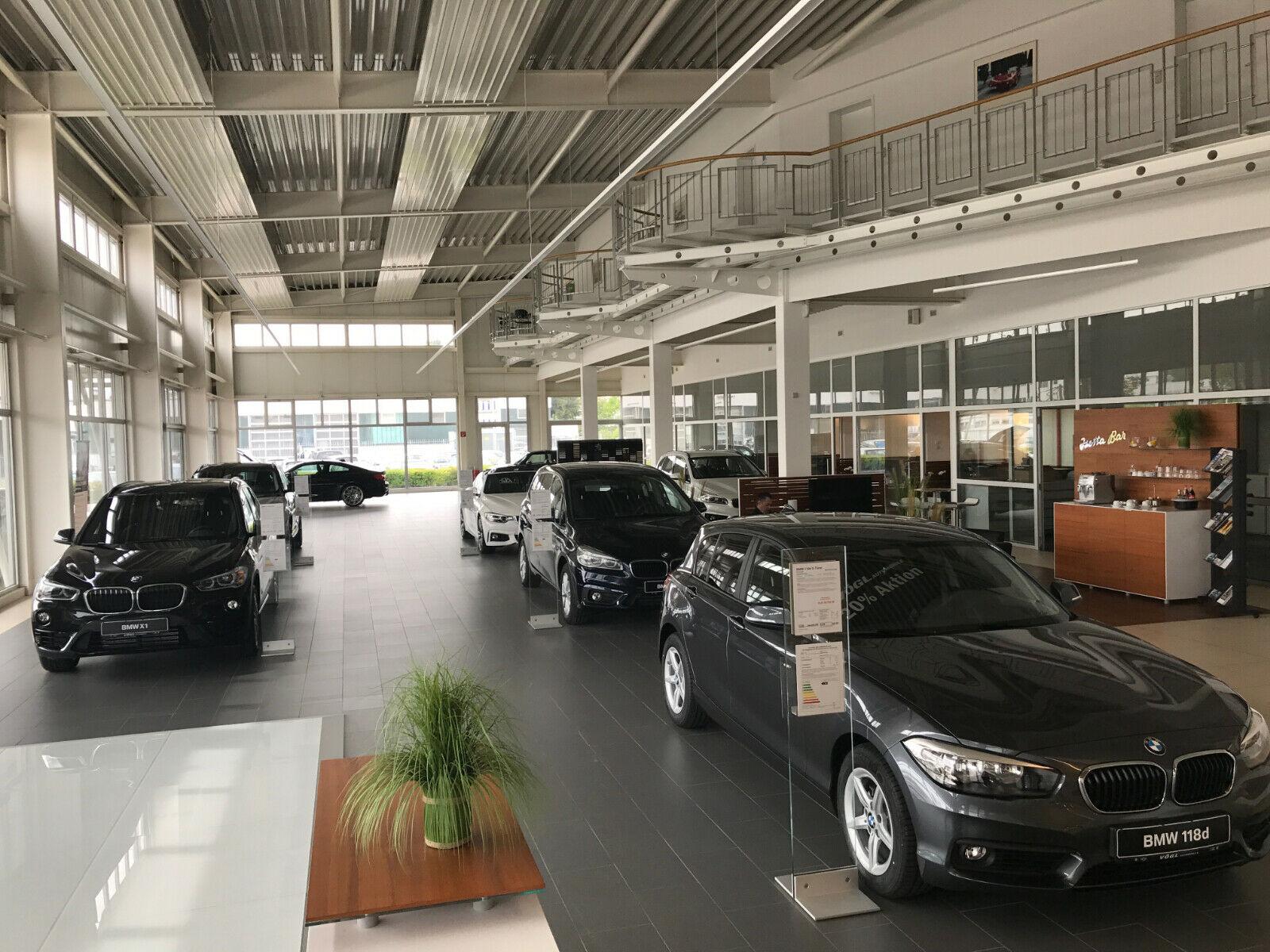 showroom-image-bottom