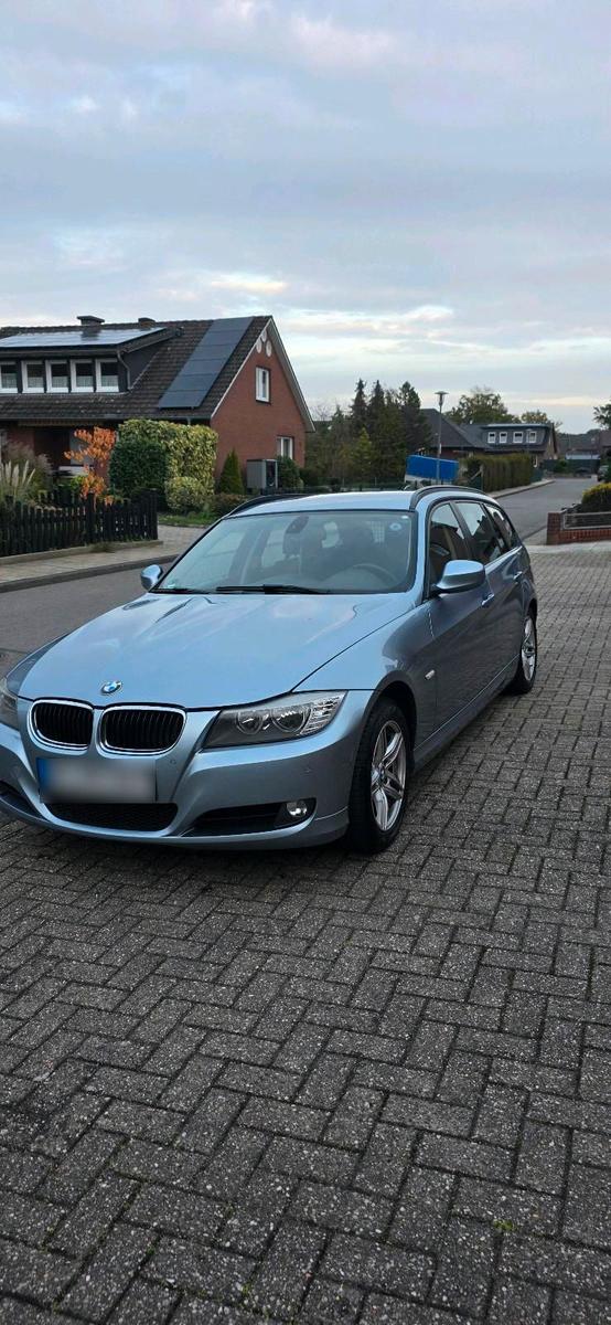 BMW 318, 2011