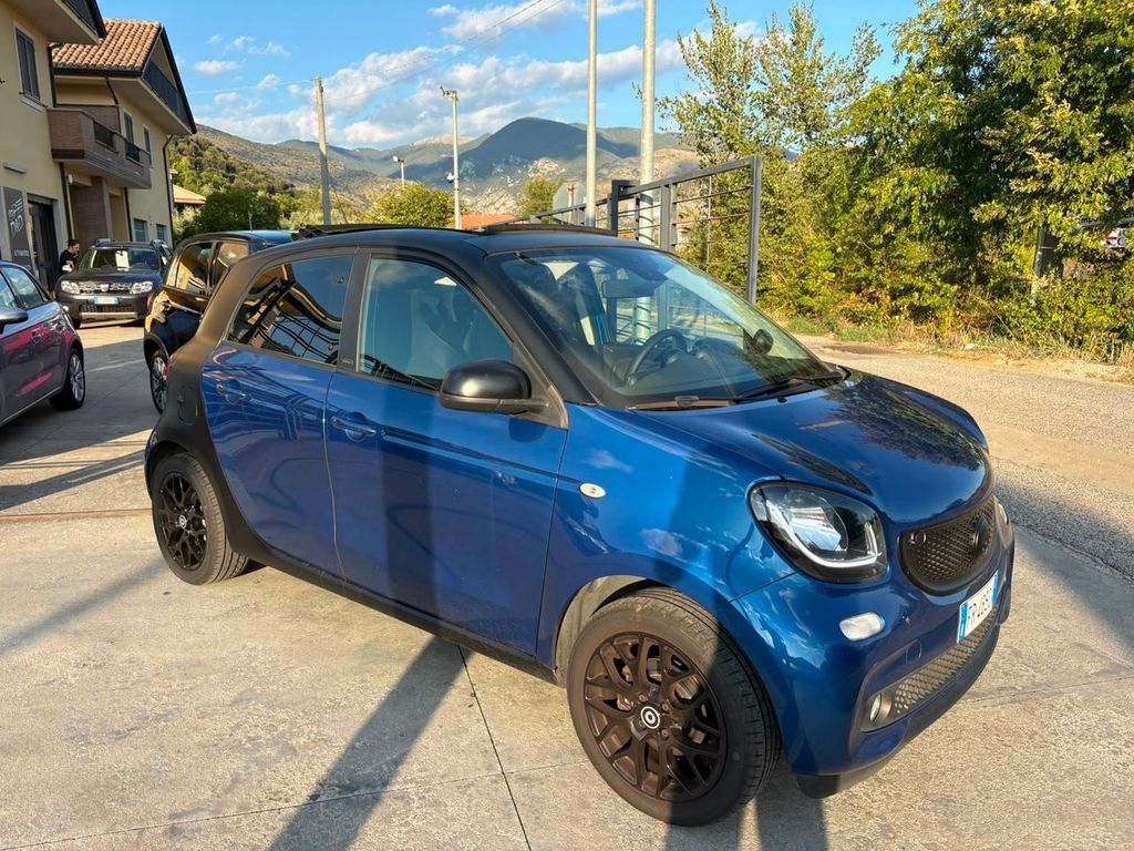 Image of Smart ForFour