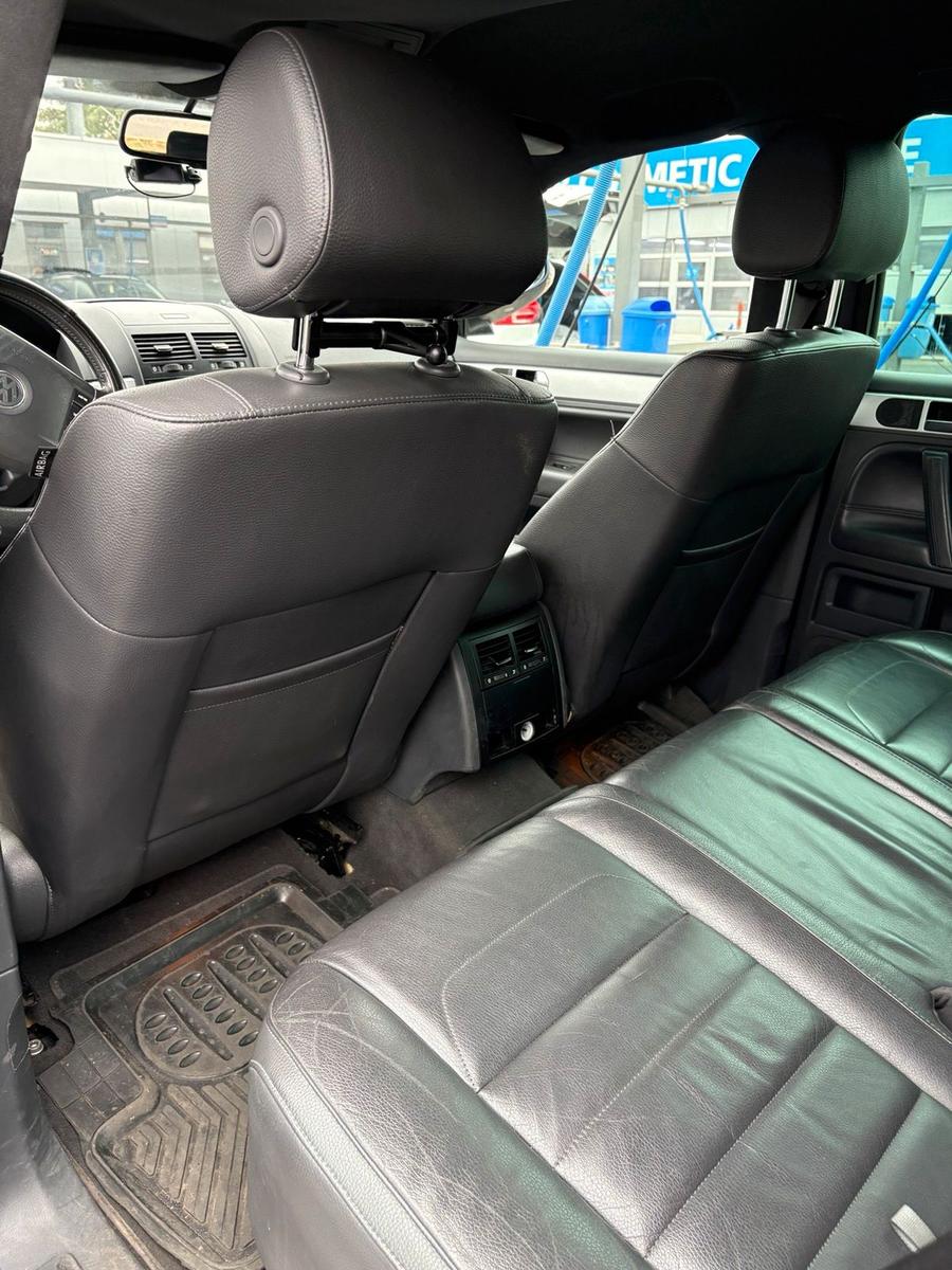 Volkswagen Touareg 2008 — photo 13