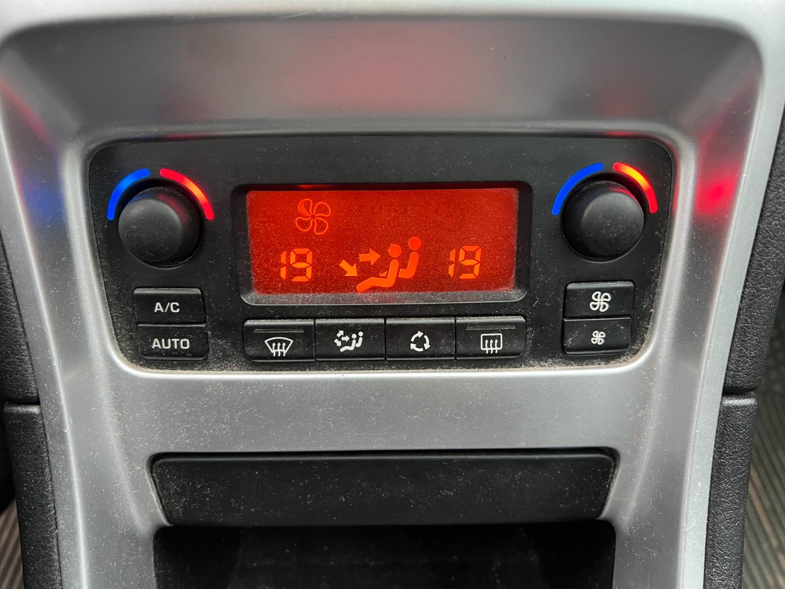 Peugeot 307 2006 — photo 15