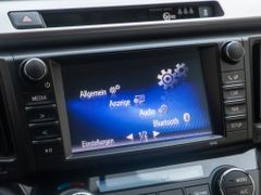 TOYOTA RAV 4 2.5 4x2 Hybrid Team Deutschland *WKR*