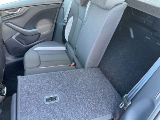Fahrzeugabbildung SKODA Kamiq 1.0 TSI Selection Autom. Rückfahrkamera, A