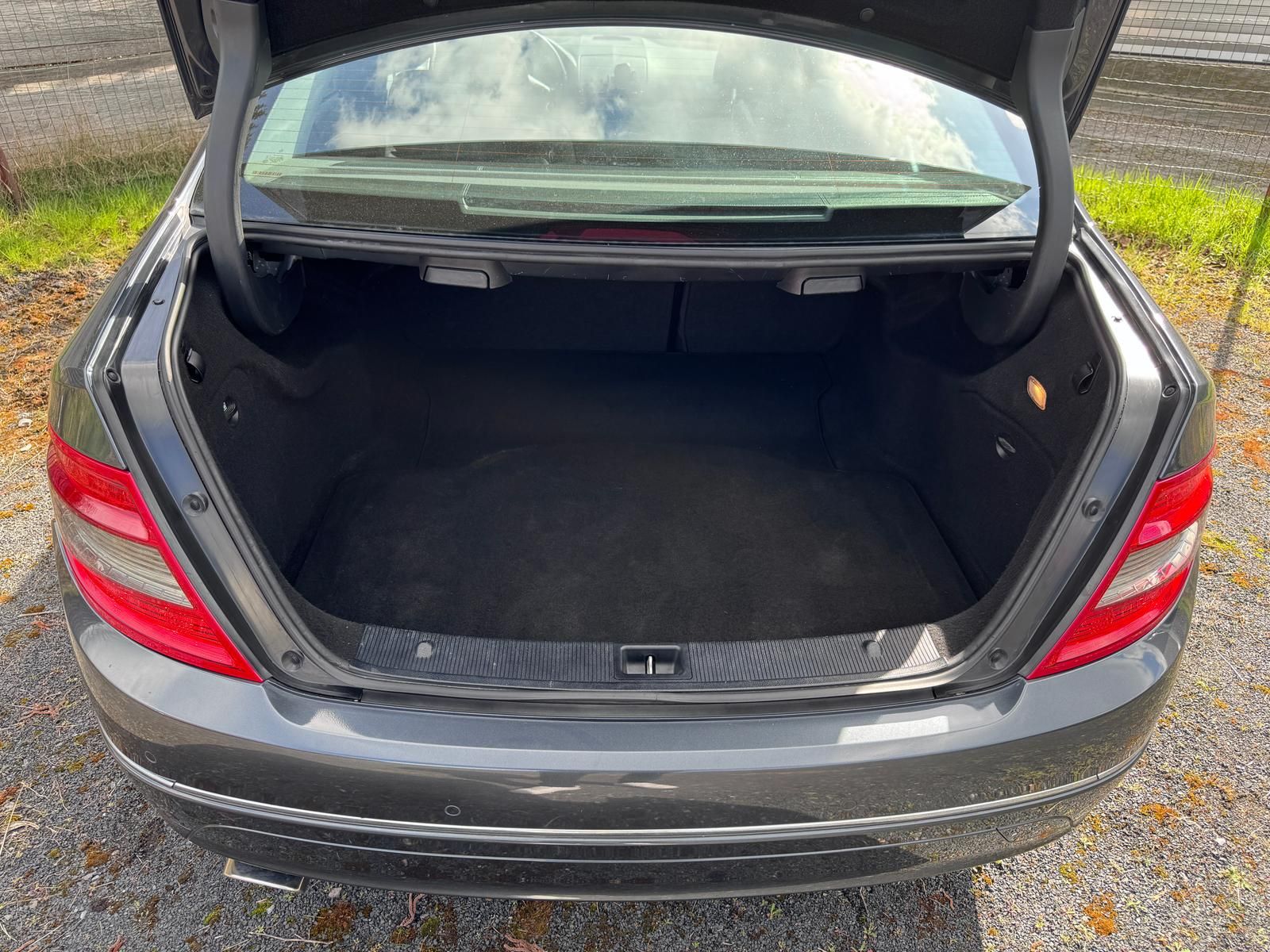 Fahrzeugabbildung Mercedes-Benz C 220 d AUTOMATIK/PANORAMA/PDC/AHK/SITZHZG/