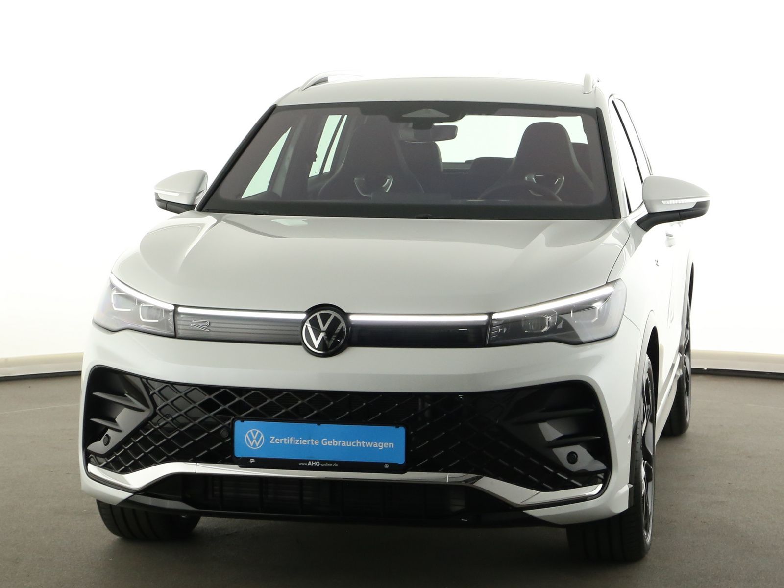 Volkswagen Tiguan 2.0 TDI DSG R-line LED Navi Head-up AHK foto 5