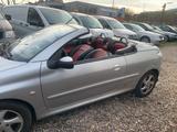 Peugeot CC Platinum Cabrio Automatik+Voll Austatung - Peugeot 206: Automatik