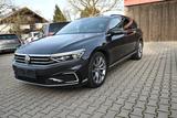 Volkswagen Passat Variant GTE/R-Line/Vollausstattung - Hybrid (/Elektro) Voll mit Benzin-Antrieb