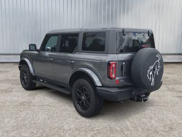 Ford Bronco - 3