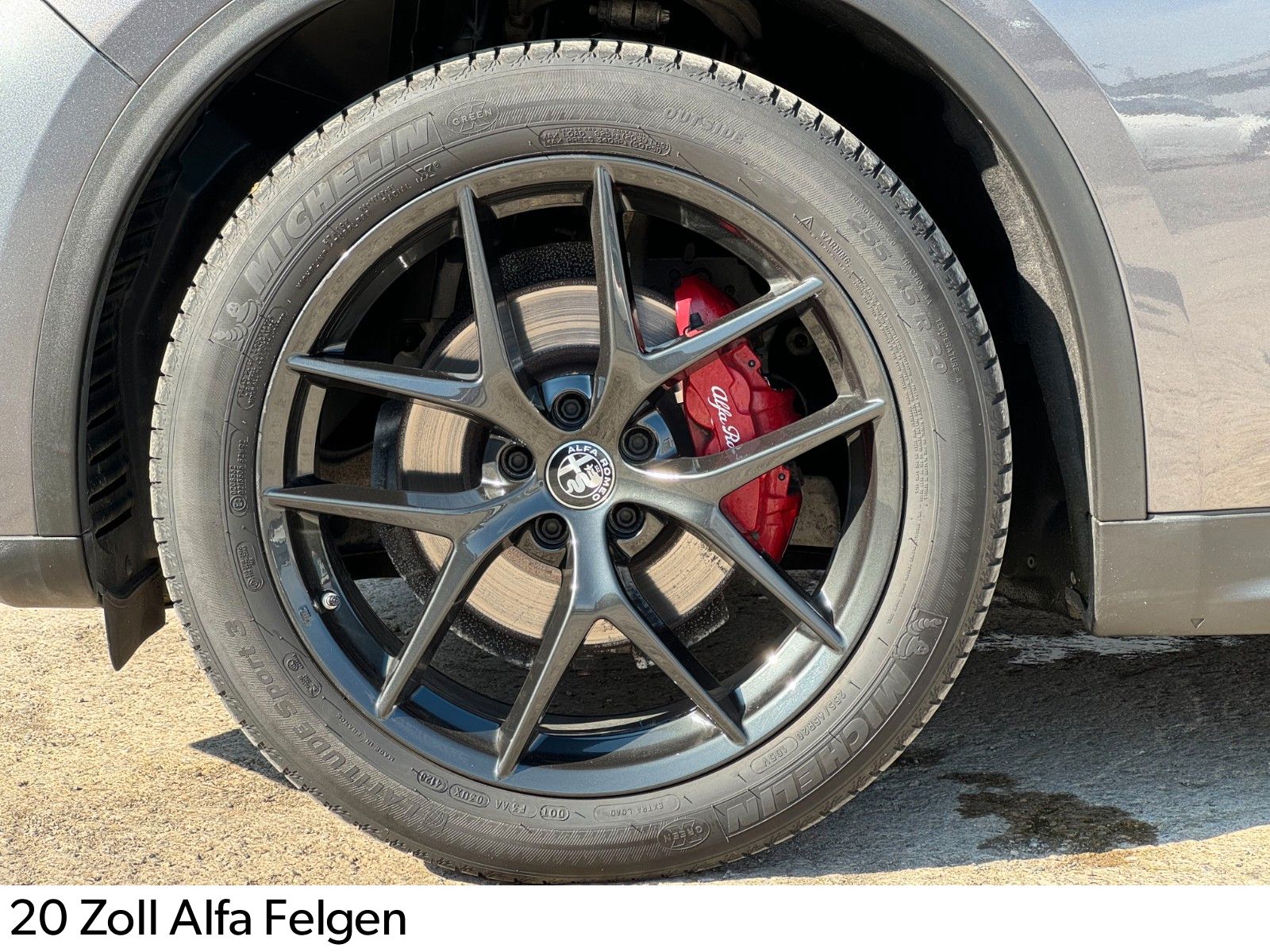 Fahrzeugabbildung Alfa Romeo Stelvio 2.0T AT8 Q4 Super CarPlay H&K Memory 20"
