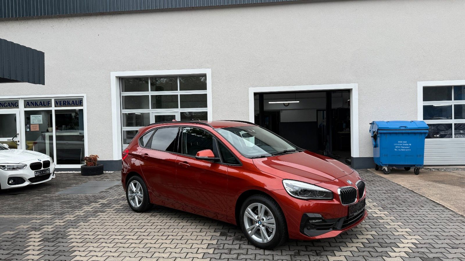 BMW 218d xDr Navi LED Autom Temp DAB 17 Zoll PDC