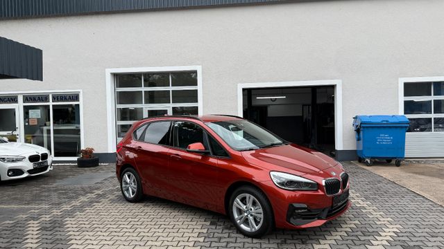 BMW 218d xDr Navi LED Autom Temp DAB 17 Zoll PDC