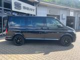 Volkswagen T6.1  Multivan 4 Motion DSG 204PS NAVI+AHK+LED - gebrauchte VW T6 Multivan aus dem Jahr 2023