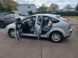 Ford Focus 1,6 Style Style - Ford Focus aus 2007: 1.6