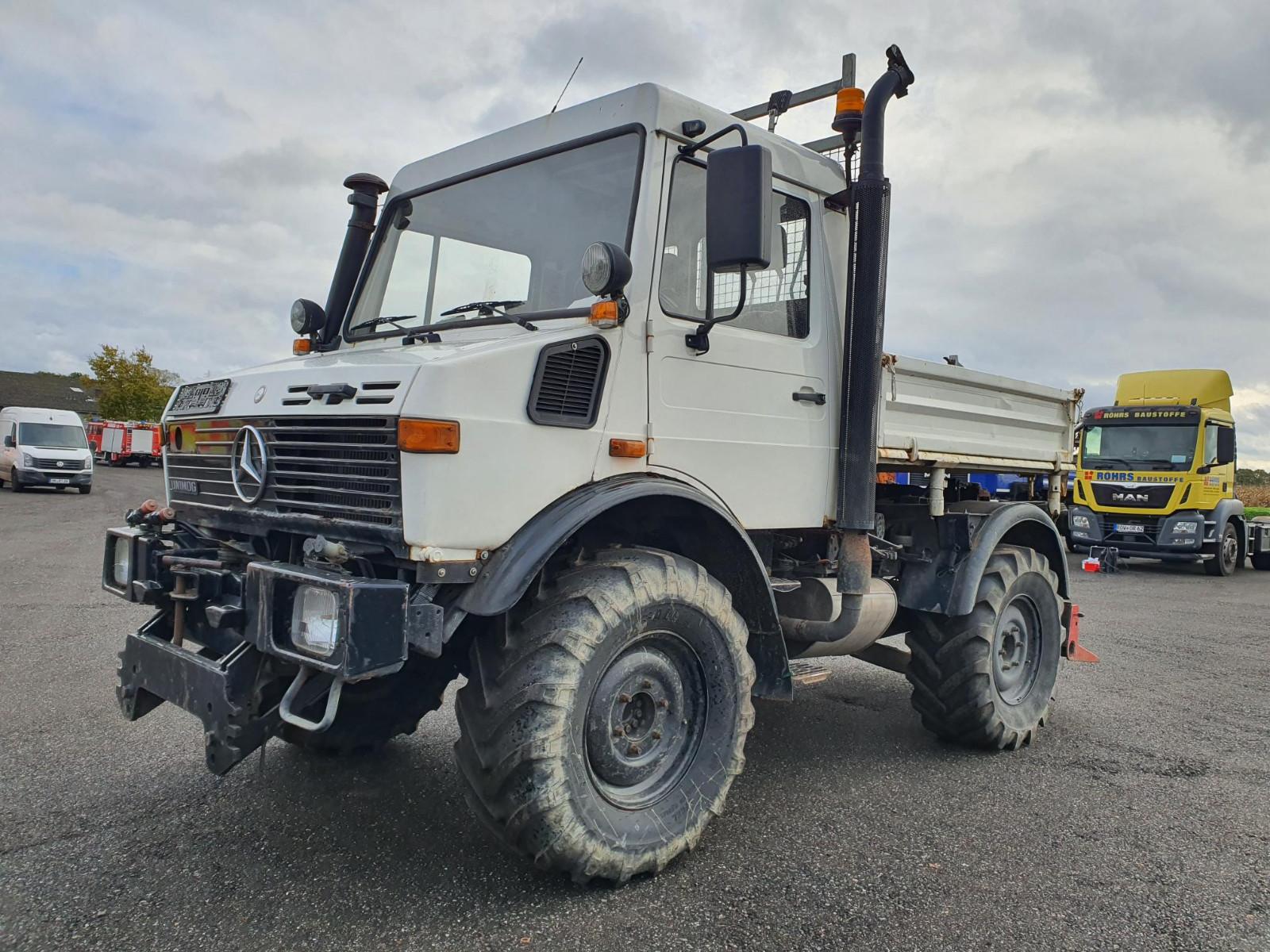 Mercedes-Benz Unimog U1400 Hochdach Werner Winde + Bergstütze