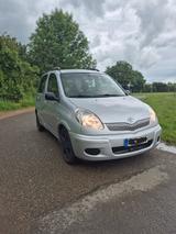 Toyota Yaris Verso 1.4 D-4D - 4-Zylinder - Diesel  - Toyota Yaris: Kleinbus