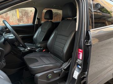 Ford Kuga - 10