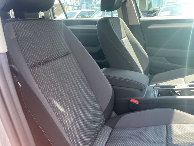 Passat Variant Conceptline TSi DSG Navi Standh.