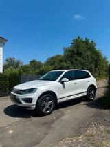 Volkswagen Touareg 3.0 V6 TDI SCR Exclusive Terrain Tec... - Volkswagen Touareg mit Diesel-Antrieb: Weiß