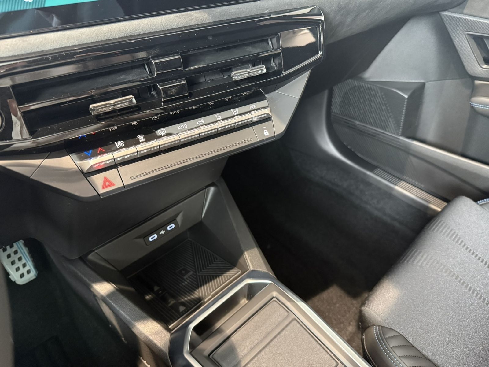 Renault Clio - Bild 12