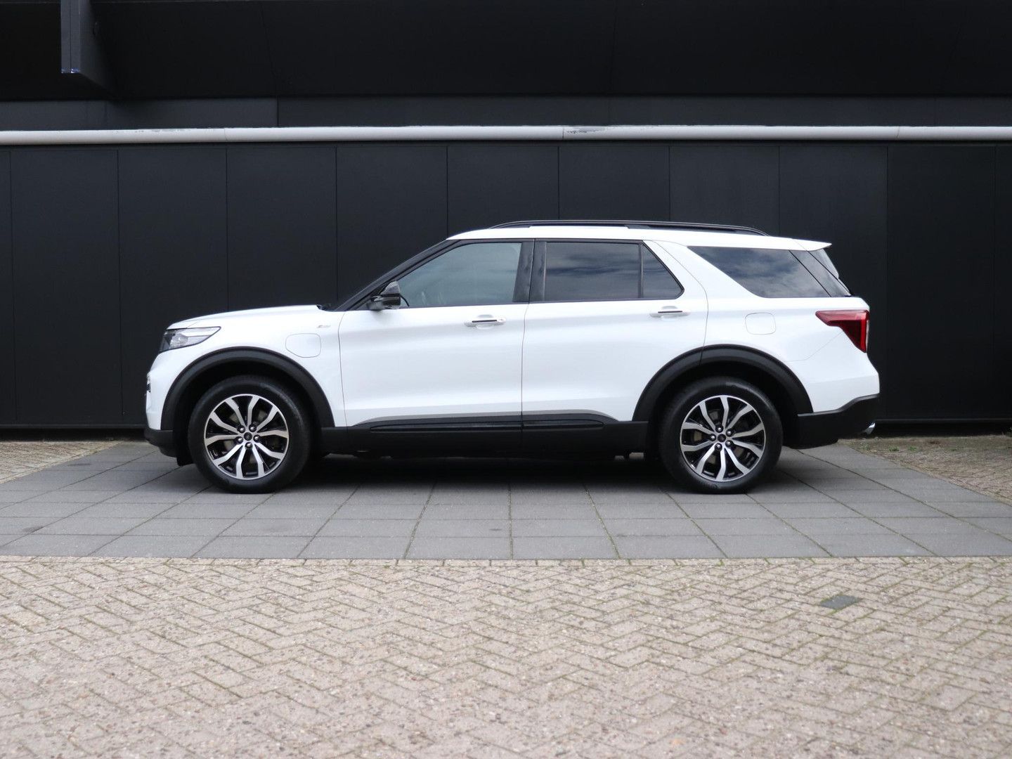 Ford Explorer 3.0 V6 EcoBoost PHEV ST-Line | 7 PERS. imagem 2