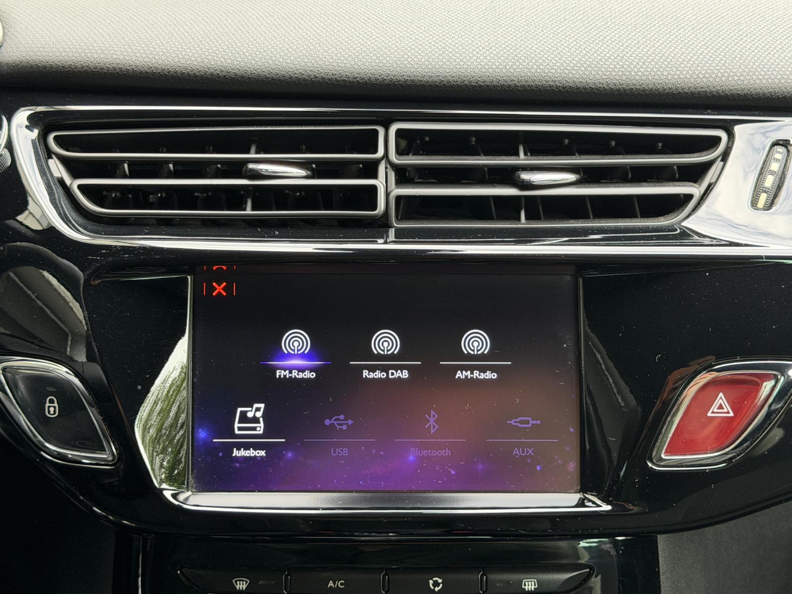 DS Automobiles 3 Sport Chic THP 165 LED Navi Rü-Kamera Tempomat