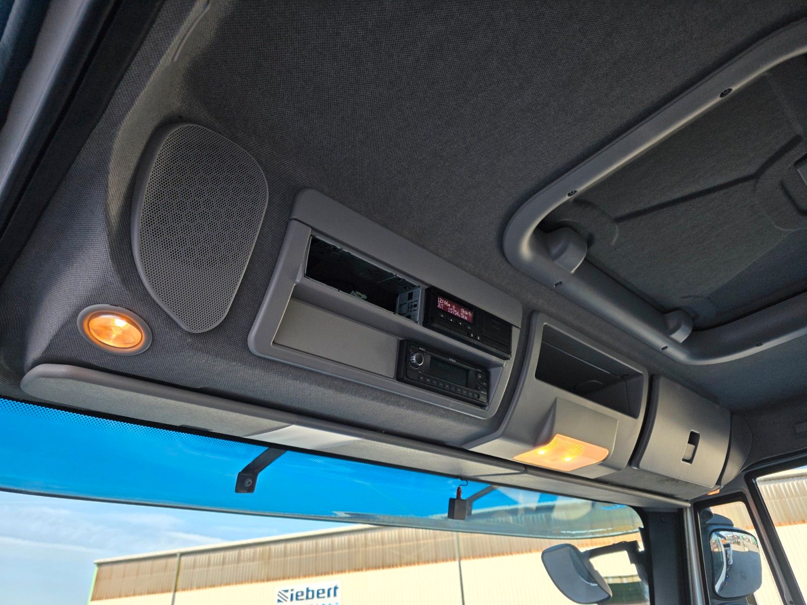 Fahrzeugabbildung Iveco Eurocargo ML80E22/P Palfinger PK 7.501 Funk 2AHK