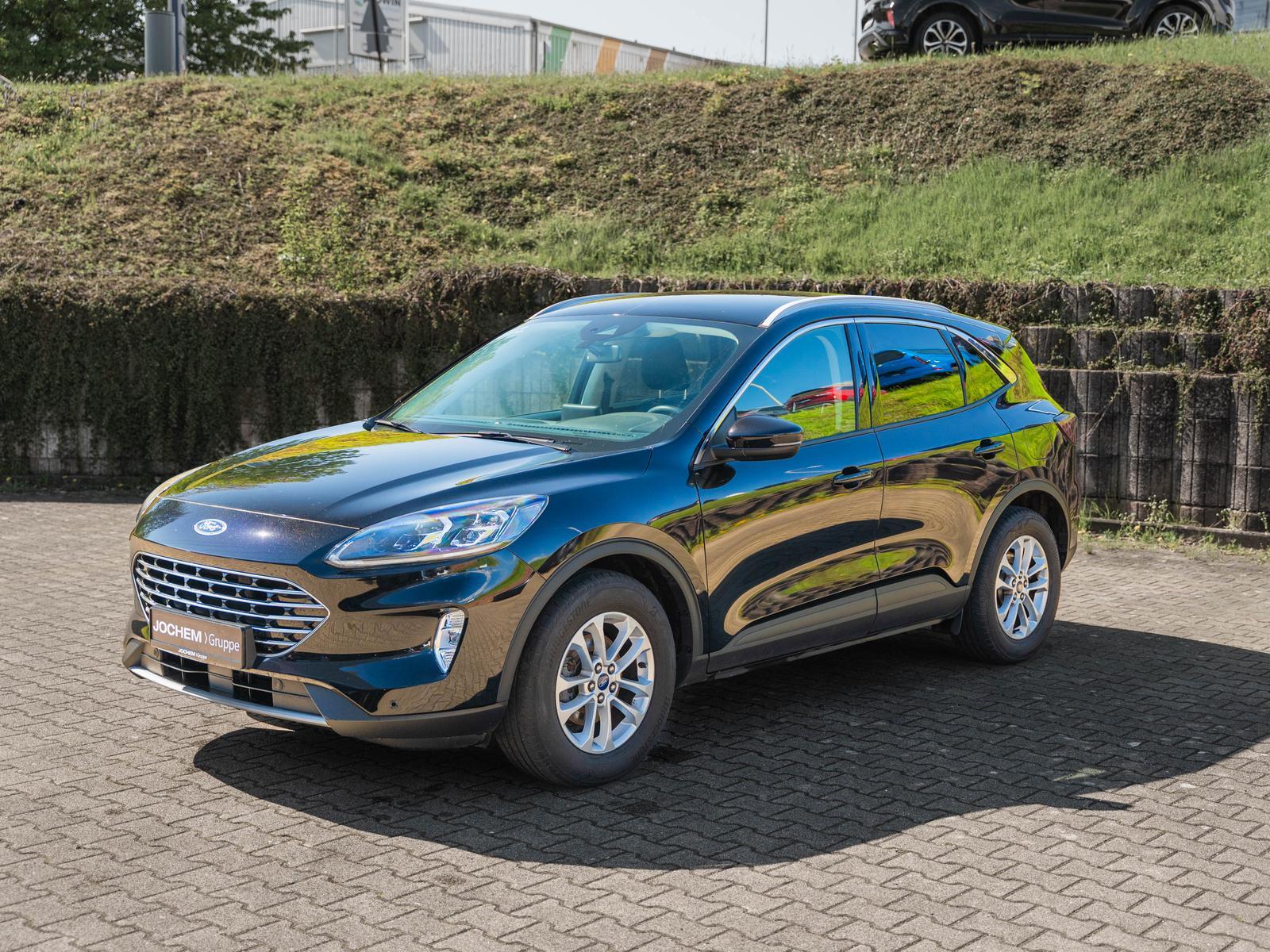 Ford Kuga 1.5TDCi Titanium*AHK*WinterP*elHeckkl*Kamer