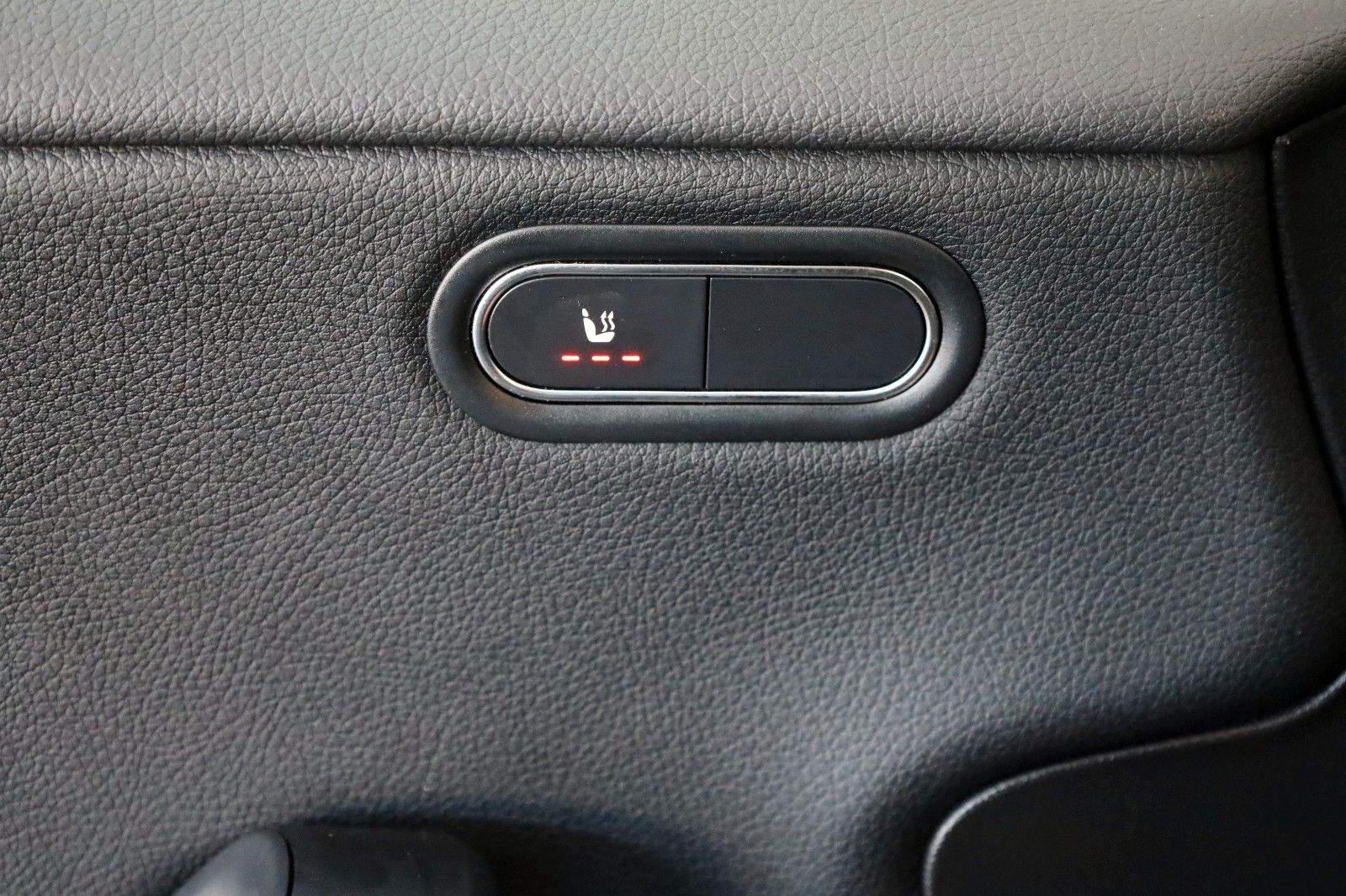 Fahrzeugabbildung Mercedes-Benz A 250 e Lim.Style,T.Leder,Navi,Kamera,CarPlay,SH