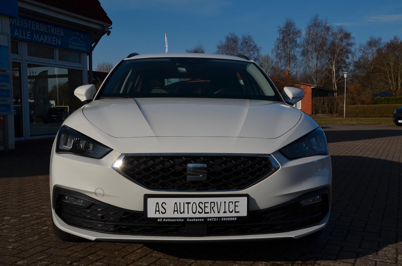 Seat Leon Sportstourer Style Allwetter LED Apple Car