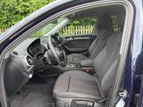 Audi A3 1.6TDI S tronic sport Sportback inkl.Standhzg - Audi A3 mit Diesel-Antrieb: Limousine, 1.6