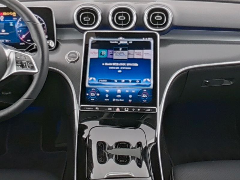 Fahrzeugabbildung Mercedes-Benz C 180 T Avantg. Distronic+ Sitzklima 360° Ambie.
