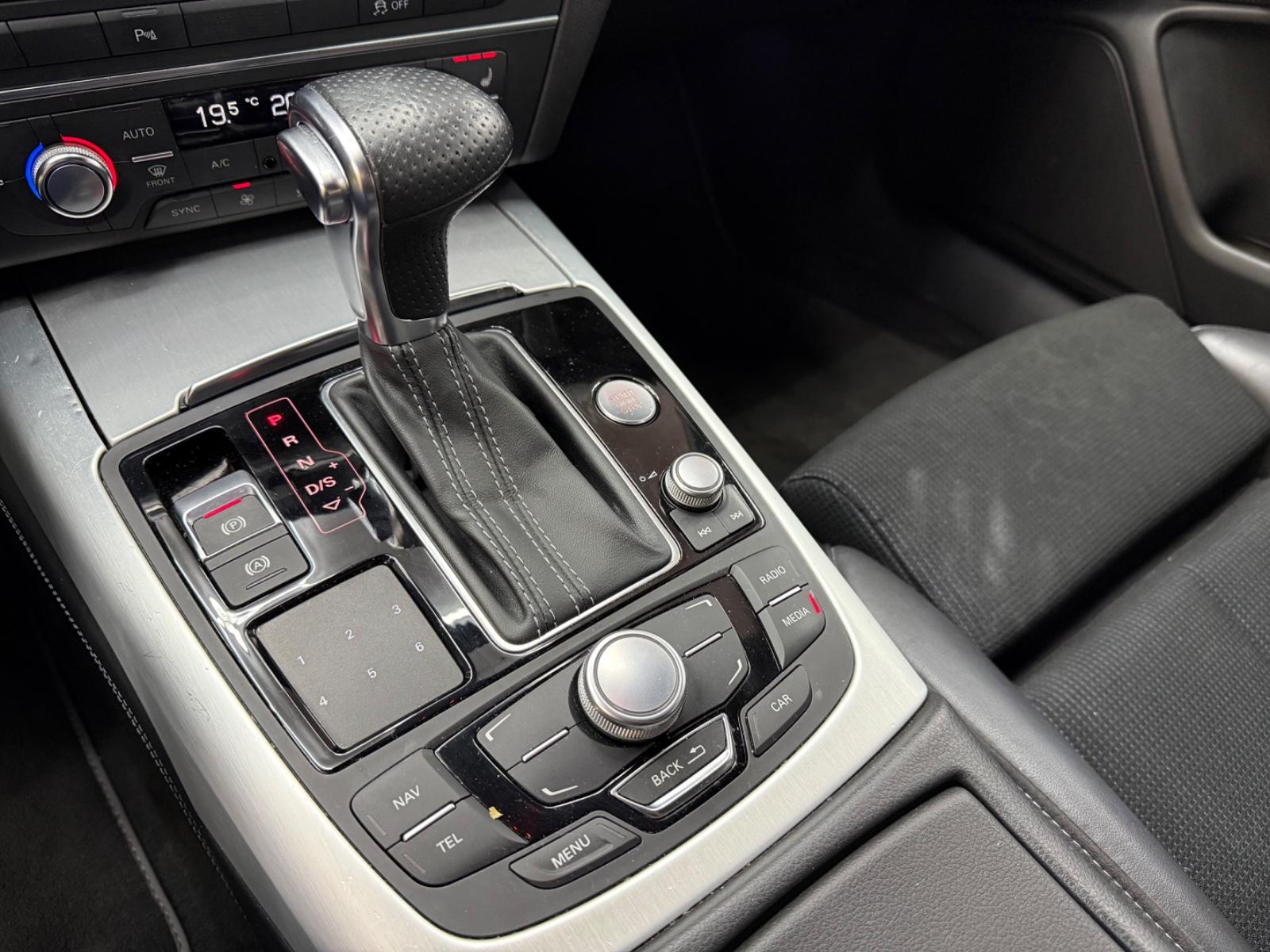 Audi A6 Avant . 3.0 TDI quattro 3X S Line