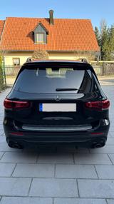 Mercedes-Benz GLB 35 AMG GLB 35 4MATIC DCT Standard - Mercedes-Benz GLB 35 AMG von privat