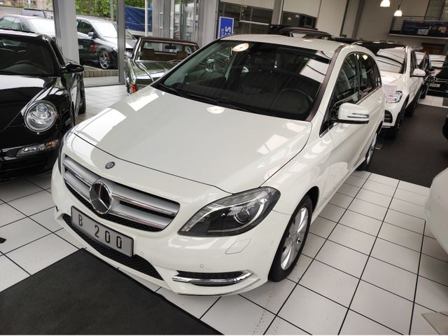 Mercedes-Benz B 200 URBAN AHK XENON MEMORY TOTWINKEL NAVI