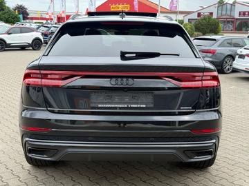 2018 AUDI Q8 — фото 7