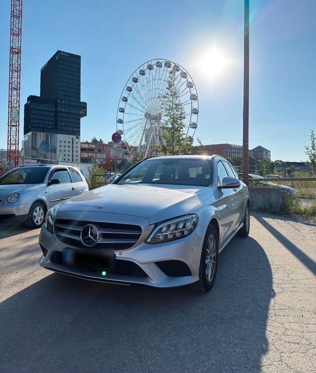 Image of Mercedes-Benz C 220