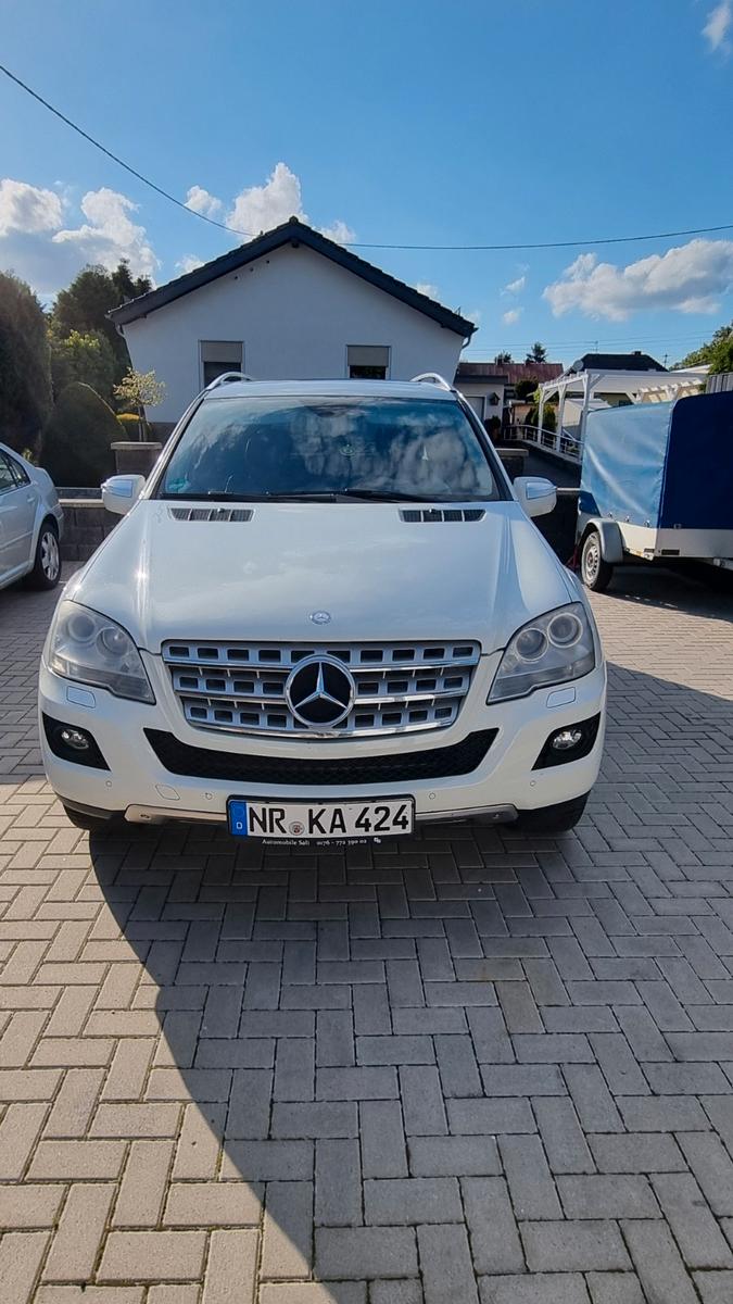 Mercedes-Benz ML 350