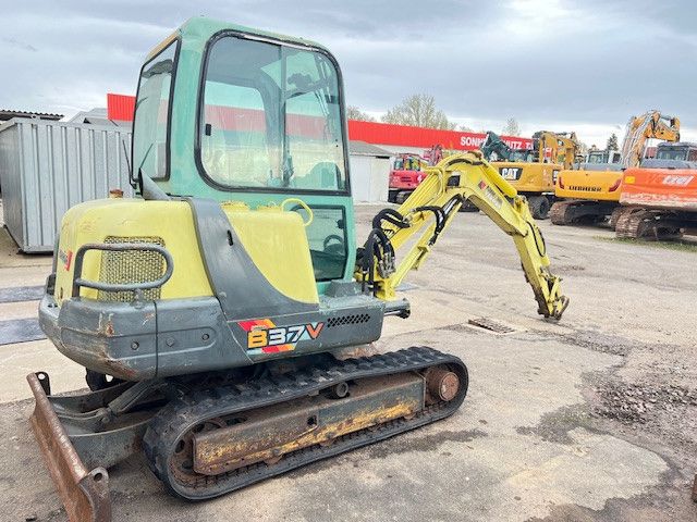 Yanmar B 37 V