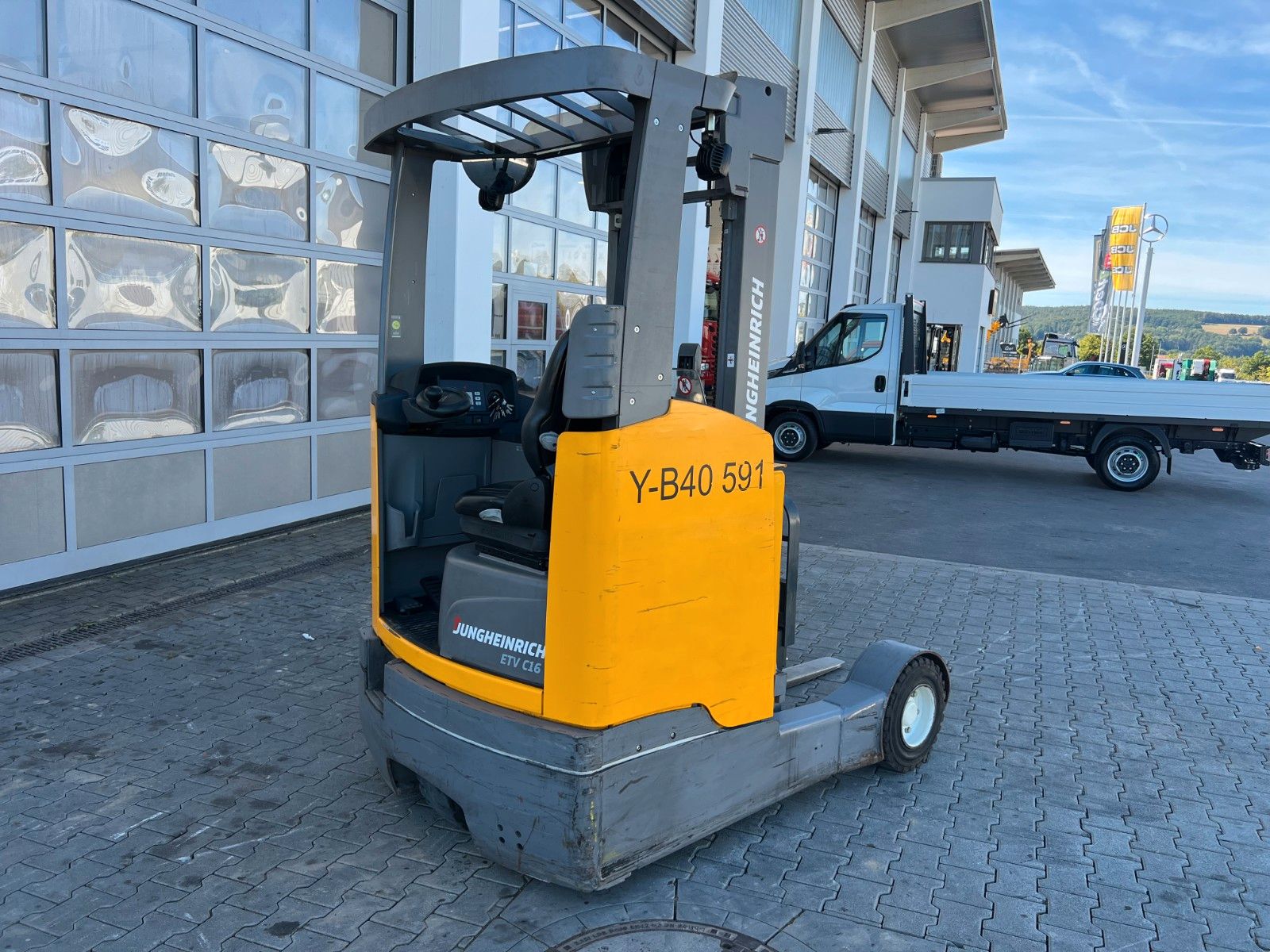 Fahrzeugabbildung Jungheinrich ETV C16 / Triplex 5.72m / SS / nur 2.836h / 2016